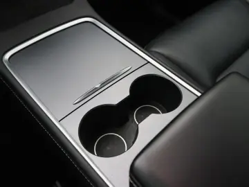 TESLA Model Y Long Range AWD 75kWh 351pk 93.2% SoH [ T