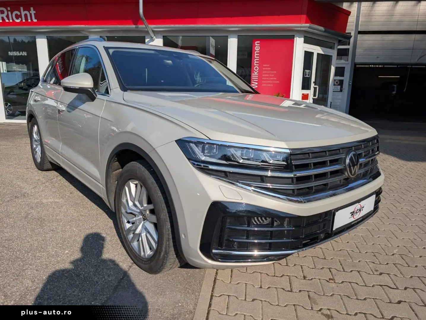 VOLKSWAGEN Touareg 2024 — imagine 3