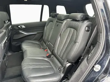 BMW X7 M60 xDr M SPORT PRO ExeDrivePro AHK SkyL StHz