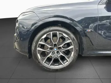 BMW X7 M60 xDr M SPORT PRO ExeDrivePro AHK SkyL StHz