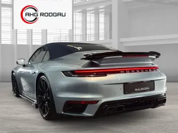 PORSCHE 911 Turbo S Cabriolet Lift BOSE
