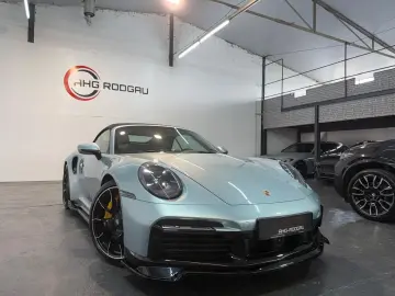 PORSCHE 911 Turbo S Cabriolet Lift BOSE