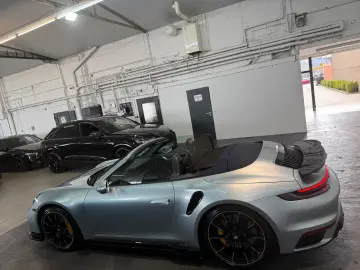 PORSCHE 911 Turbo S Cabriolet Lift BOSE