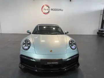 PORSCHE 911 Turbo S Cabriolet Lift BOSE