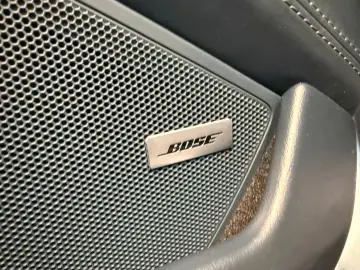 PORSCHE 911 Turbo S Cabriolet Lift BOSE