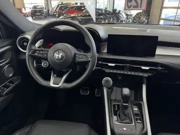 ALFA ROMEO Tonale Edizione Speciale Q4 Plug-In-Hybrid AWD