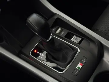 ALFA ROMEO Tonale Edizione Speciale Q4 Plug-In-Hybrid AWD