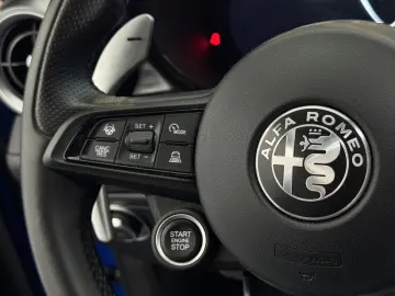 ALFA ROMEO Tonale Edizione Speciale Q4 Plug-In-Hybrid AWD