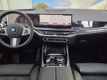 BMW X7 xDr40d M Sport Pro AHK Sitzlüftung ACC 22Zoll