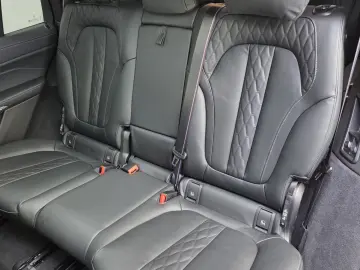 BMW X7 xDr40d M Sport Pro AHK Sitzlüftung ACC 22Zoll