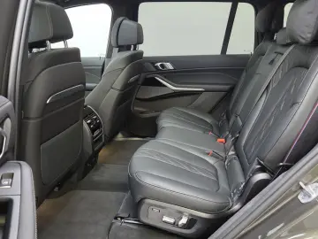 BMW X7 xDr40d M Sport Pro AHK Sitzlüftung ACC 22Zoll