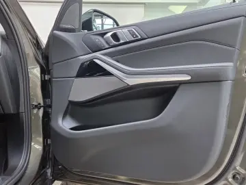 BMW X7 xDr40d M Sport Pro AHK Sitzlüftung ACC 22Zoll