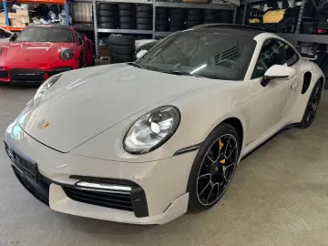 PORSCHE 911 Turbo S