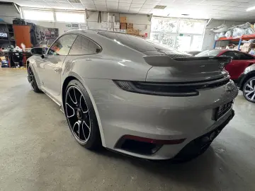 PORSCHE 911 Turbo S