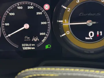 PORSCHE 911 Turbo S
