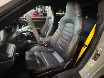 PORSCHE 911 Turbo S