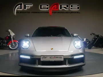 PORSCHE 992 911 992 Turbo Sportabgas Sitzbelüftung