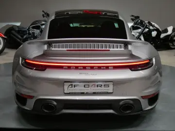 PORSCHE 992 911 992 Turbo Sportabgas Sitzbelüftung