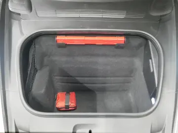 PORSCHE 992 911 992 Turbo Sportabgas Sitzbelüftung