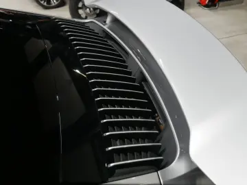 PORSCHE 992 911 992 Turbo Sportabgas Sitzbelüftung