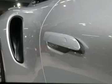 PORSCHE 992 911 992 Turbo Sportabgas Sitzbelüftung