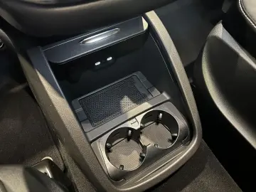 MERCEDES-BENZ V 300d lang 4Matic Exclusive AIRMATIC PANO