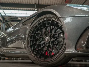 ASTON MARTIN DBS Volante 770 Ultimate 1 199 Carbon C…