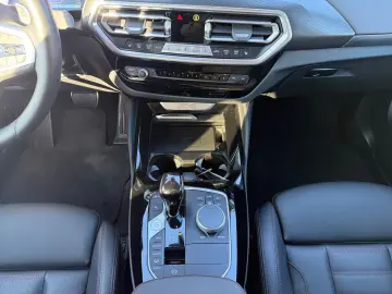 BMW X4 xDrive 30d M Sport AHK HEADUP ADAPTLED MMRY