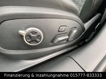 AUDI RS 4 Avant Quattro Dynamik Paket RS 280 Kmh ACC