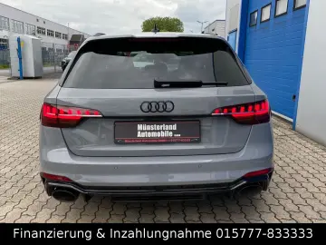 AUDI RS 4 Avant Quattro Dynamik Paket RS 280 Kmh ACC