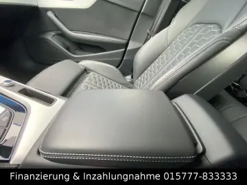 AUDI RS 4 Avant Quattro Dynamik Paket RS 280 Kmh ACC