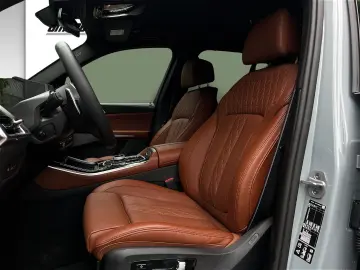 BMW X5 xDrive40d M Sport Pro Pano 7- Sitzer DA Prof