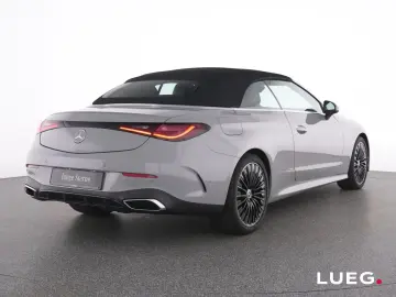 MERCEDES-BENZ CLE 220 d Cabriolet AMG LED Night Mem …