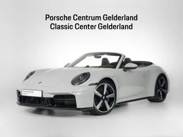 PORSCHE 911 Carrera Cabrio   Clubleder Braun   Lift