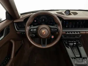 PORSCHE 911 Carrera Cabrio   Clubleder Braun   Lift
