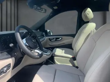 MERCEDES-BENZ V 300 d 4M EXCLUSIVE Lang AHK AIRMATIC…