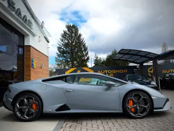 LAMBORGHINI Tecnica  Matt Lift Carbon R-Seats Sensonum PPF