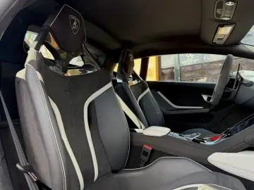 LAMBORGHINI Tecnica  Matt Lift Carbon R-Seats Sensonum PPF