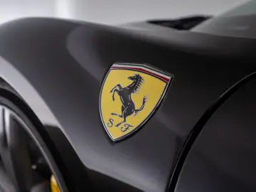 FERRARI 296 GTS
