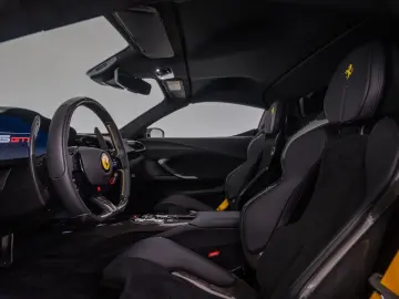 FERRARI 296 GTS