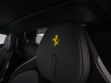 FERRARI 296 GTS