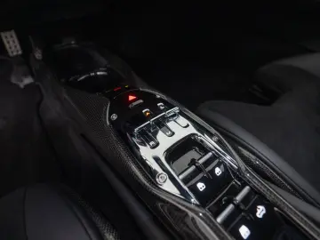 FERRARI 296 GTS