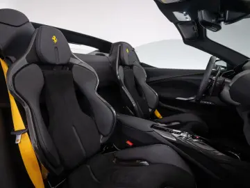 FERRARI 296 GTS