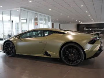 LAMBORGHINI Huracan Tecnica   Verde Turbine   Lift   Carbon