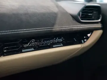 LAMBORGHINI Huracan Tecnica   Verde Turbine   Lift   Carbon