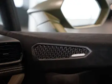 LAMBORGHINI Huracan Tecnica   Verde Turbine   Lift   Carbon