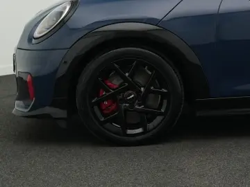 MINI COOPER JCW Cabrio JCW Trim Steptronic Navi DSG B