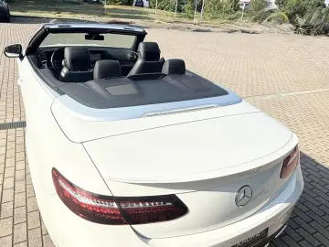 MERCEDES-BENZ E 220 d Cabriolet AMG Line LED Distron…