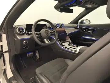 MERCEDES-BENZ CLE 220 d Cabrio AMG Advanced  Night K…