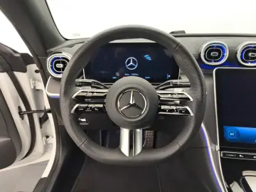 MERCEDES-BENZ CLE 220 d Cabrio AMG Advanced  Night K…